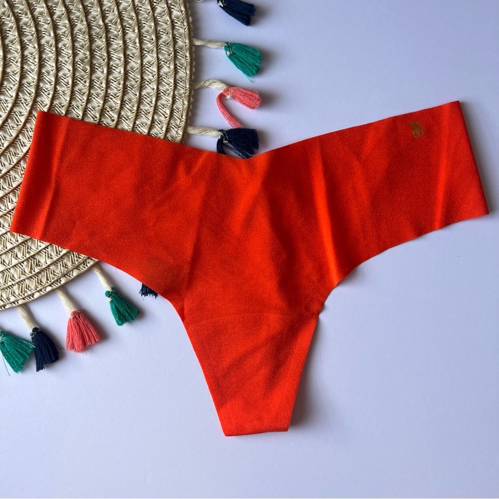 Victoria's Secret No-Show Thong Panty Wild Orange Medium NEW